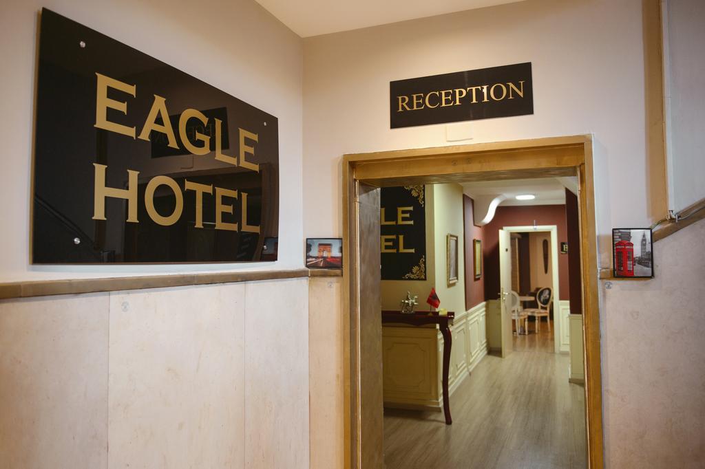Hotel Eagle Tirana Buitenkant foto