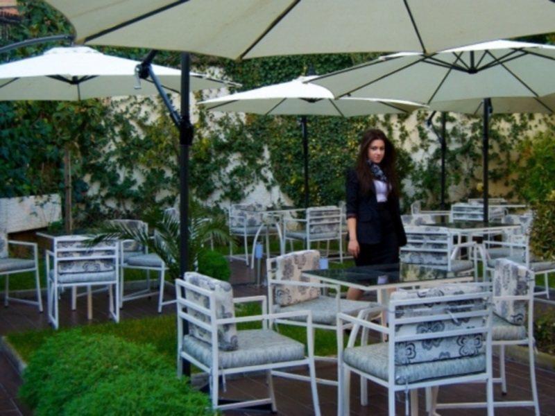 Hotel Eagle Tirana Buitenkant foto